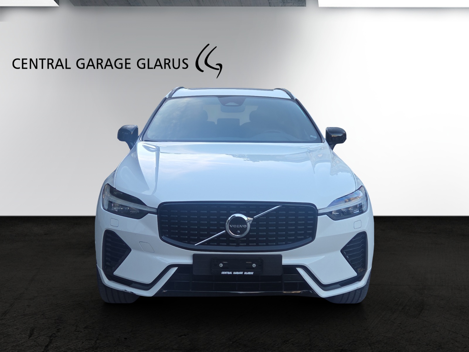 VOLVO XC60 T6 eAWD R-Design Geartronic-image-2