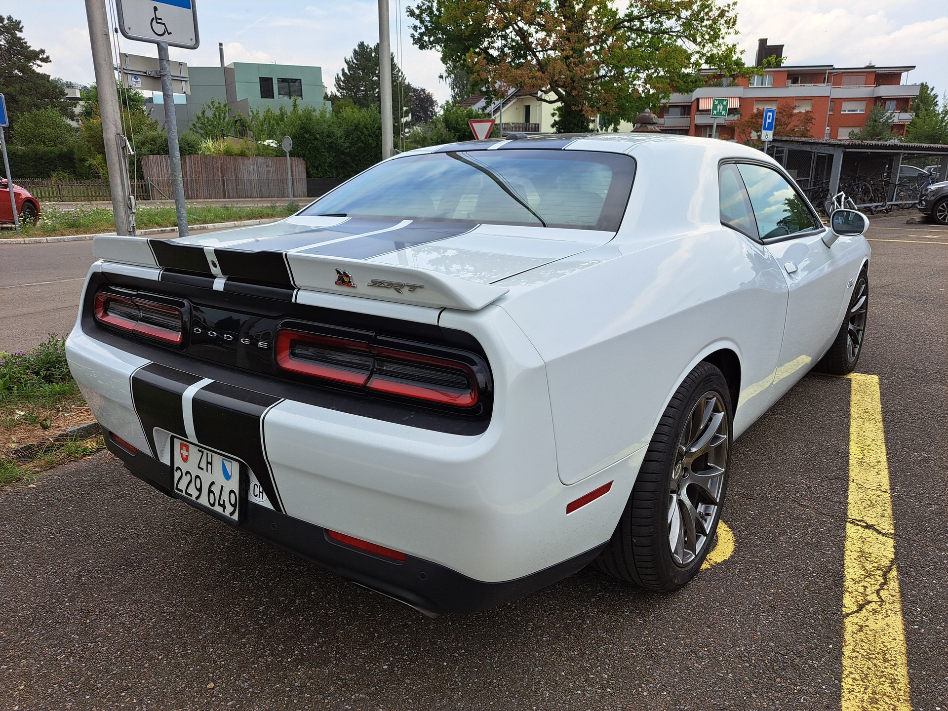 DODGE srt 392-image-2