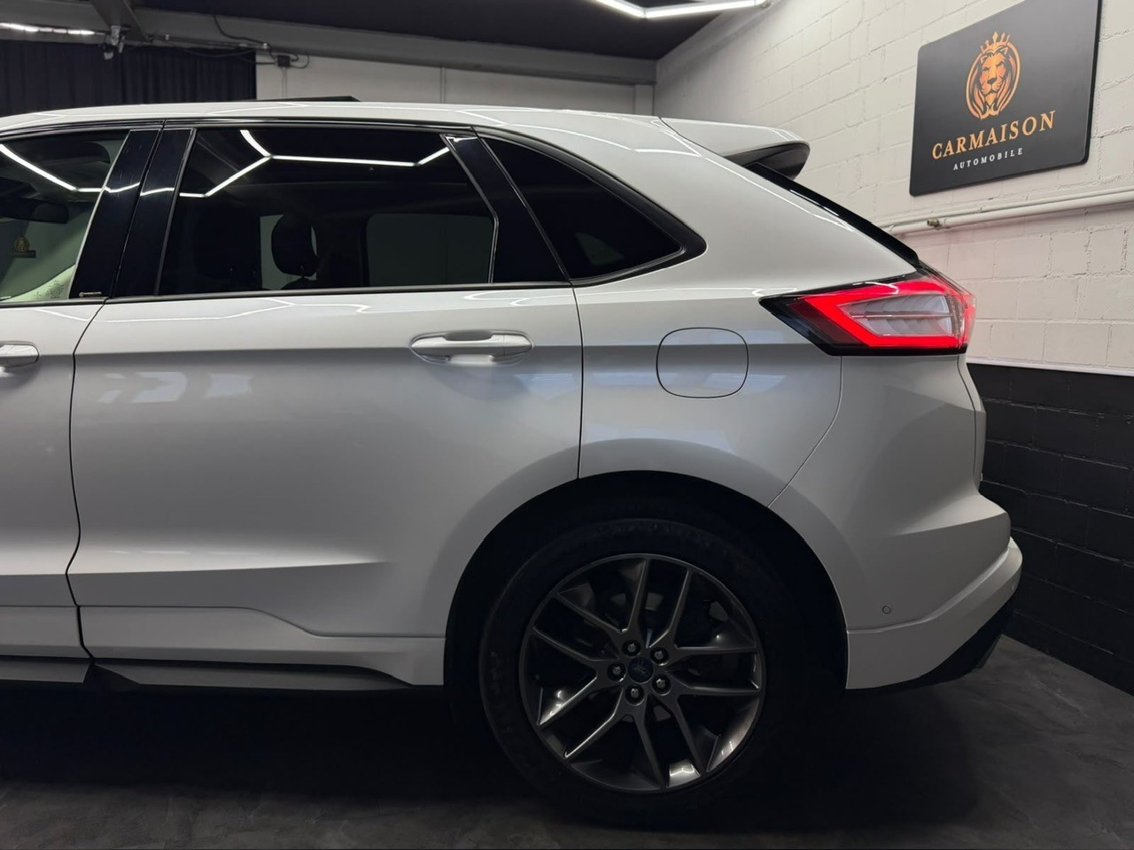 FORD Edge 2.0 TDCi Sport 4WD PowerShift | Panorama Dach | CH-Auto | Anhängerkupplung | Rückfahrkamera-image-3