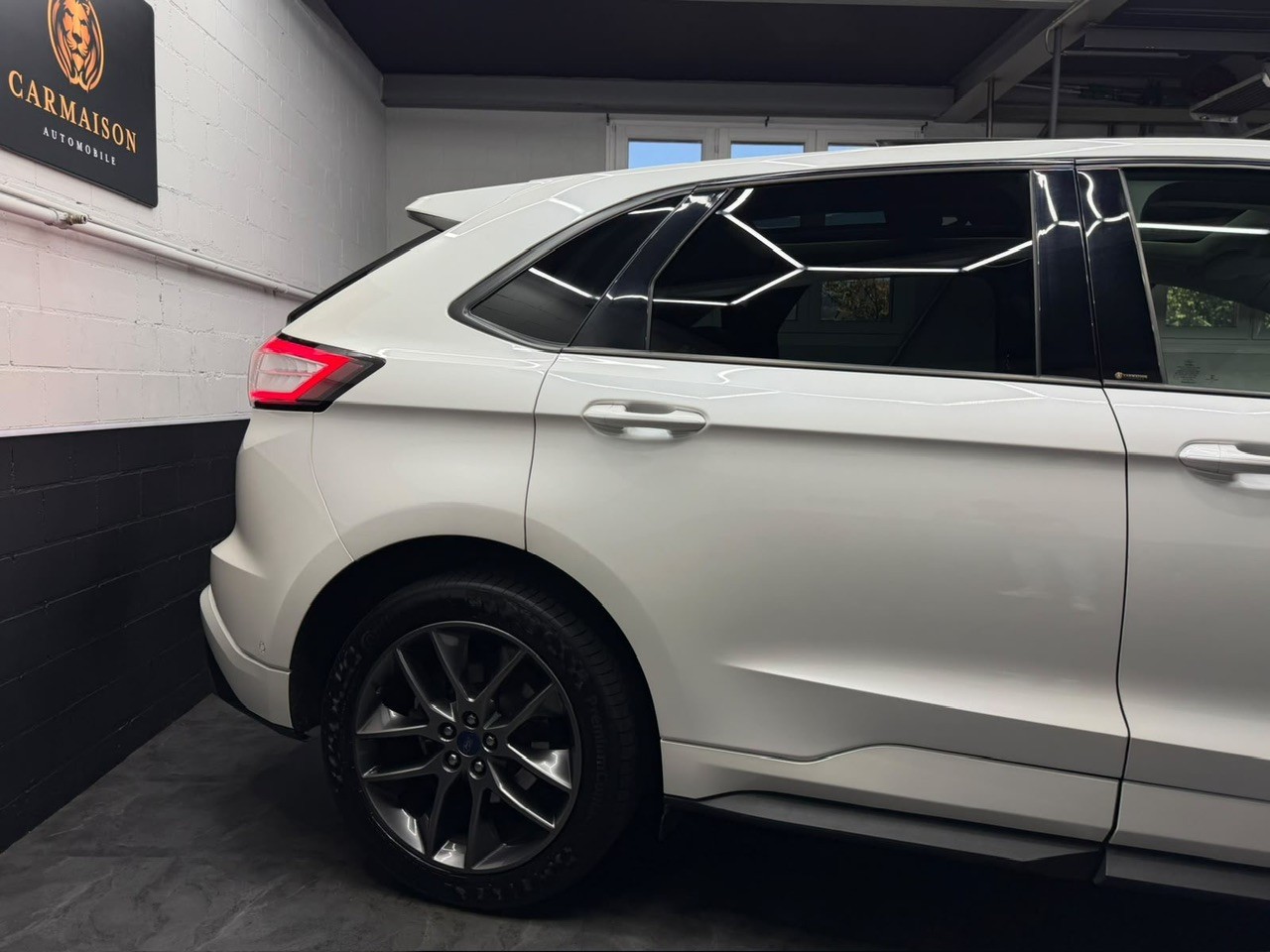 FORD Edge 2.0 TDCi Sport 4WD PowerShift | Panorama Dach | CH-Auto | Anhängerkupplung | Rückfahrkamera-image-4
