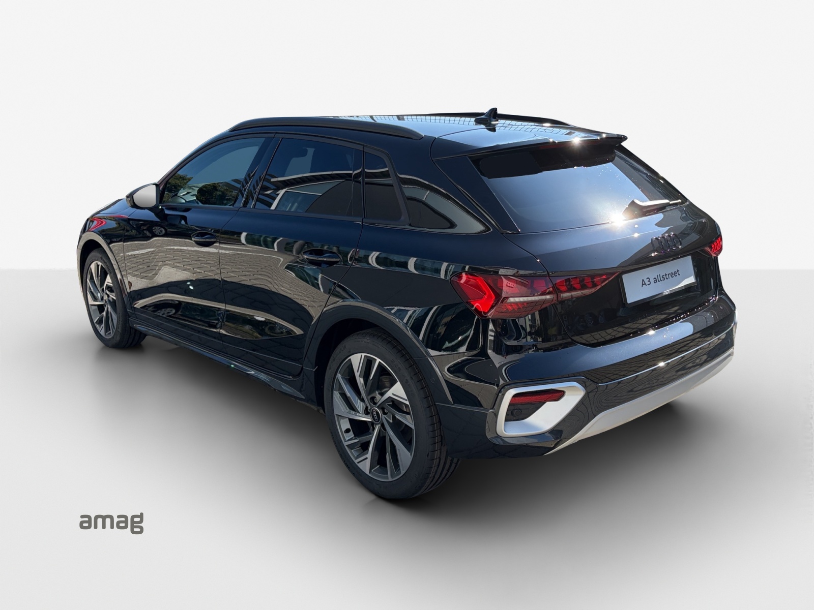 AUDI A3 allstreet TFSI 110 kW Attraction S tronic-image-2