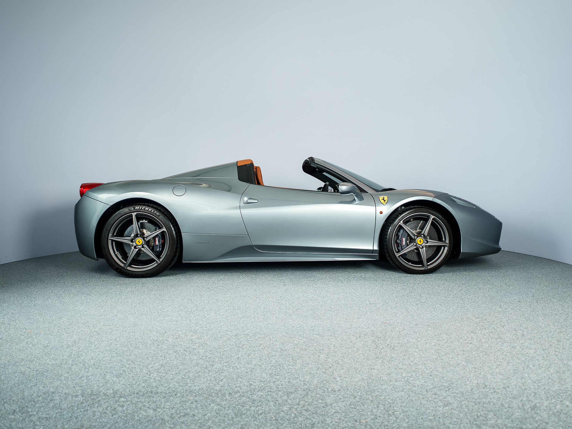FERRARI 458 Spider Italia 4.5 V8-image-6