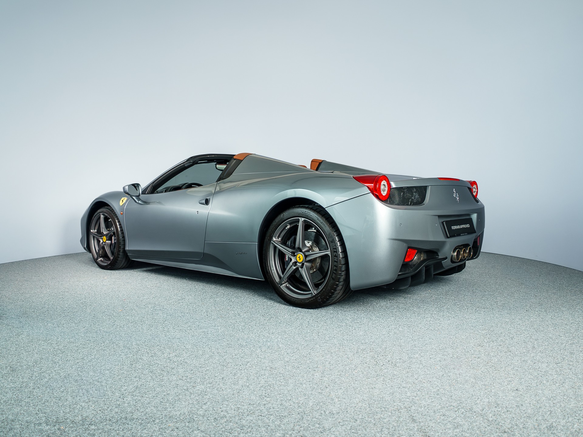 FERRARI 458 Spider Italia 4.5 V8-image-1