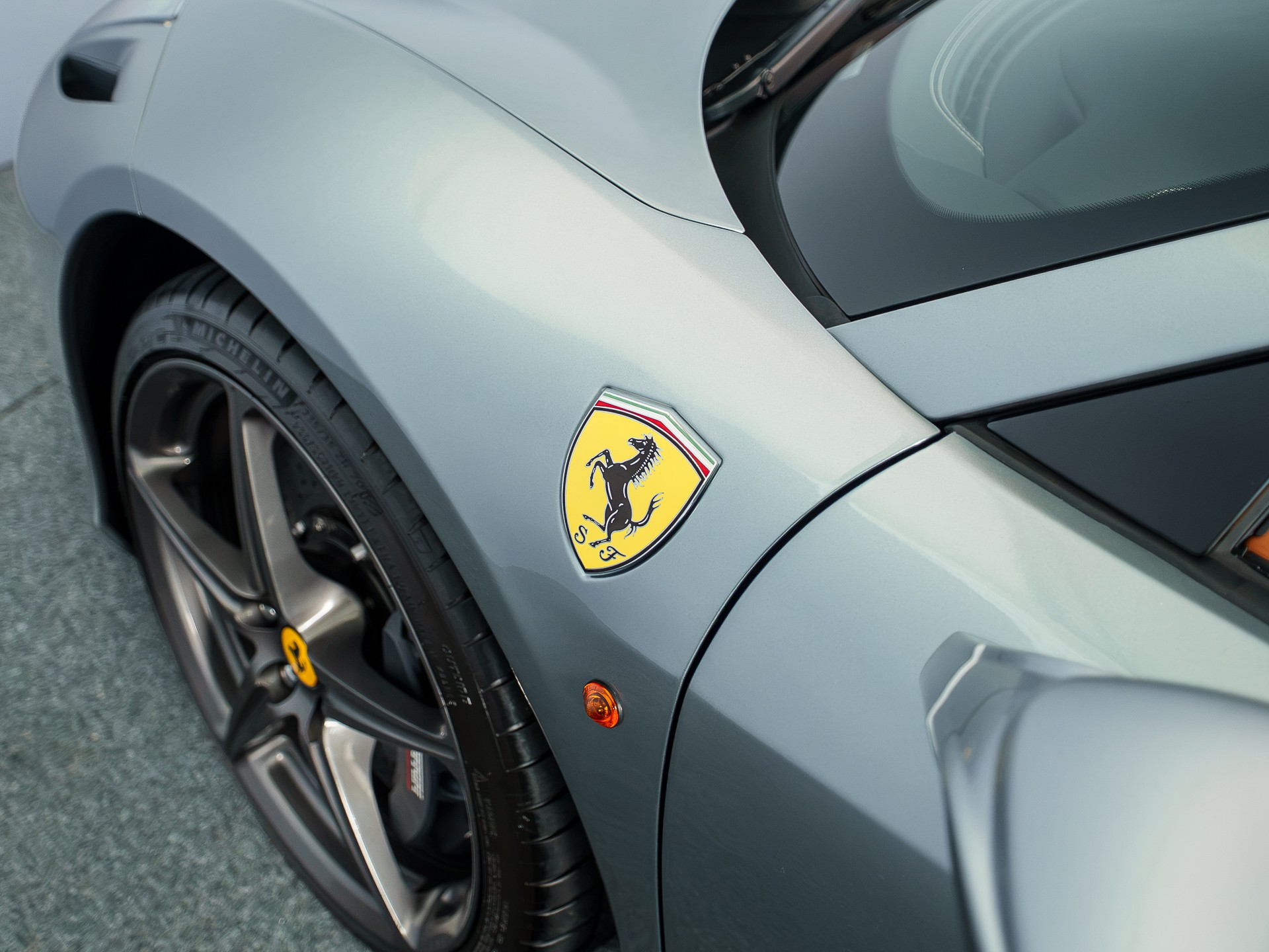FERRARI 458 Spider Italia 4.5 V8-image-10