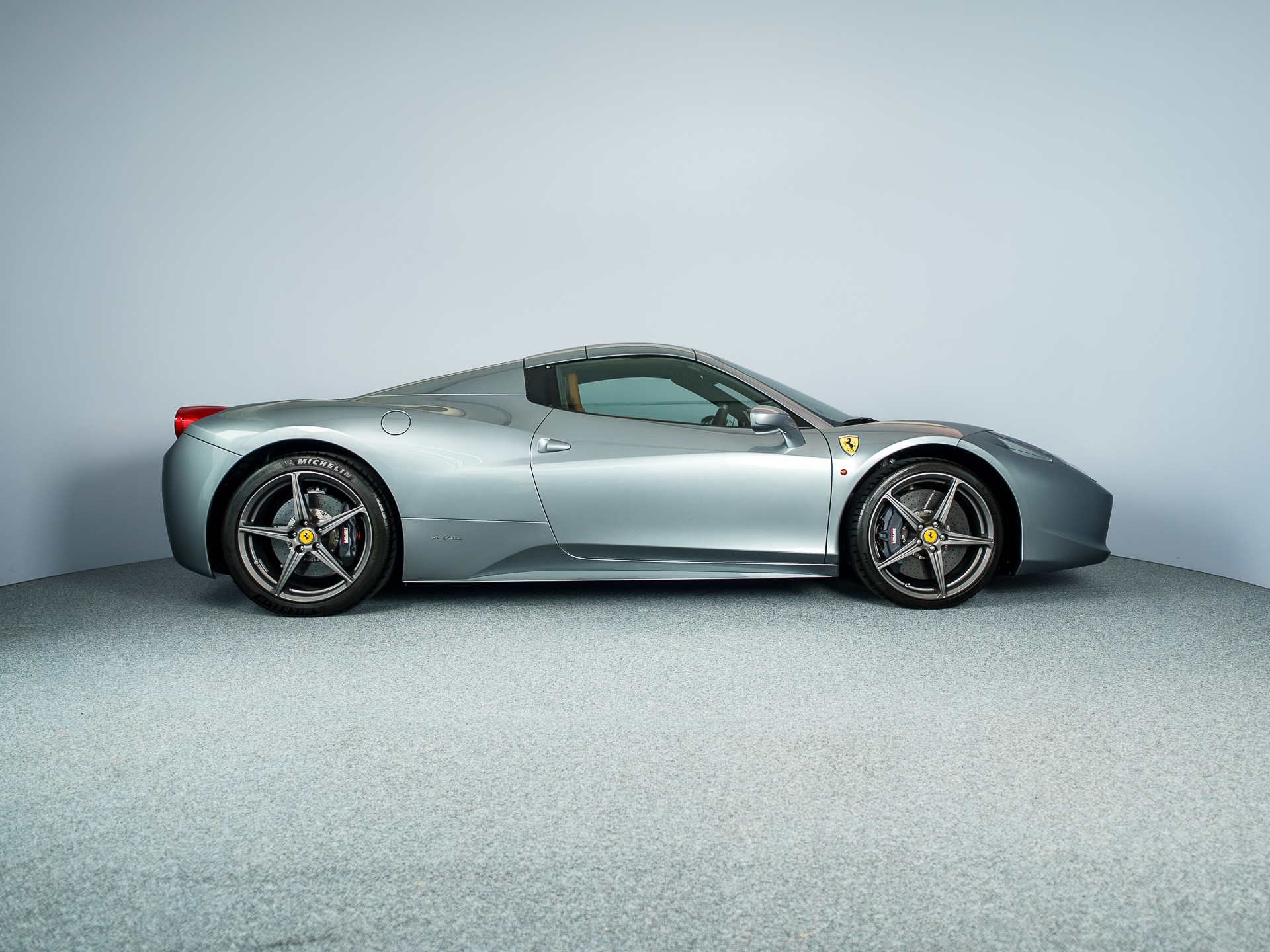FERRARI 458 Spider Italia 4.5 V8-image-5