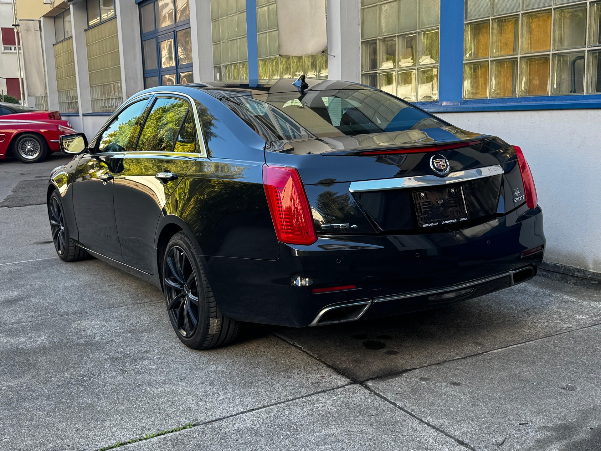 CADILLAC CTS Sedan 2.0 Turbo AWD Premium Automatic-image-2