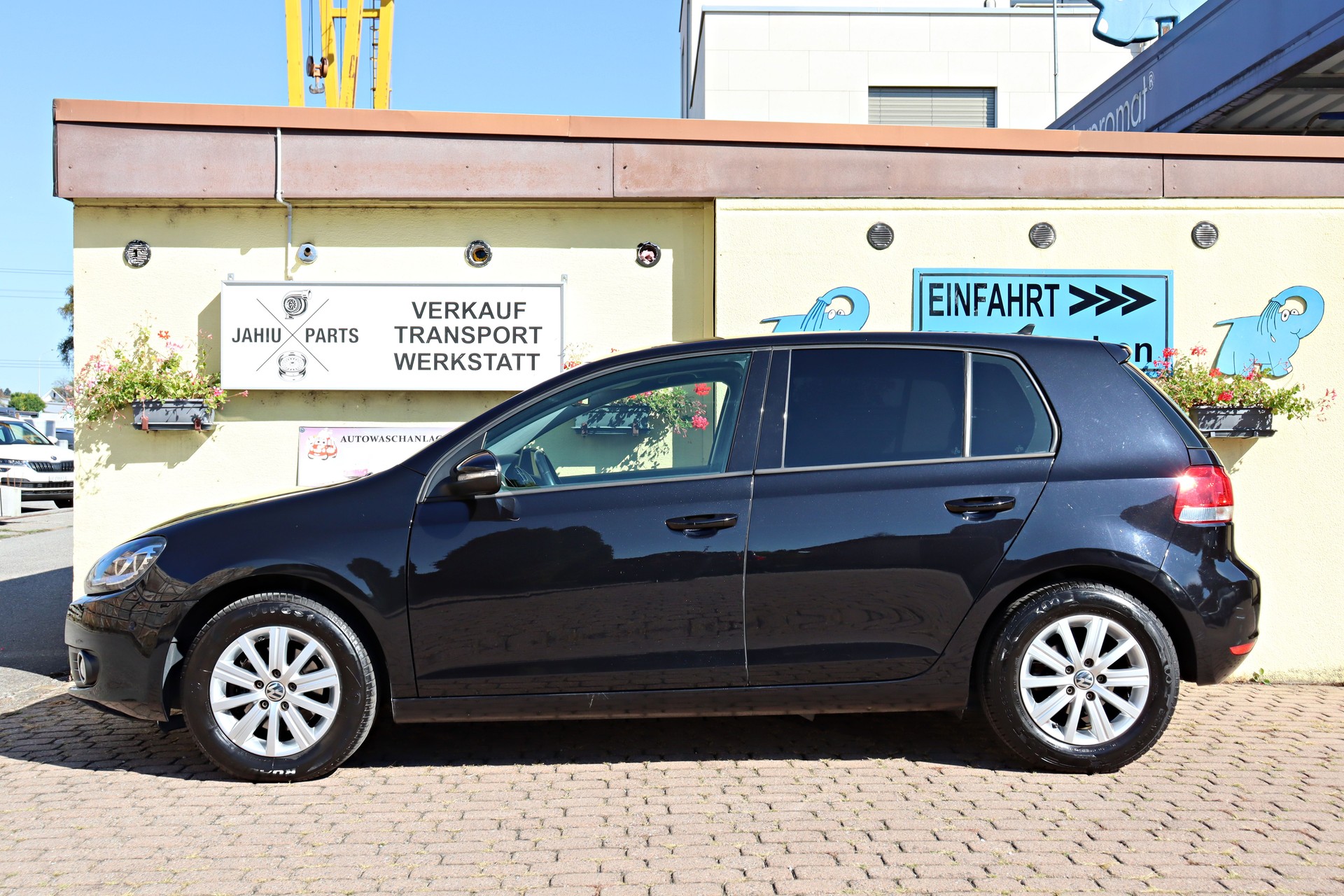 VW Golf 1.2 TSI BlueMotion Technology Team-showroom-element-1
