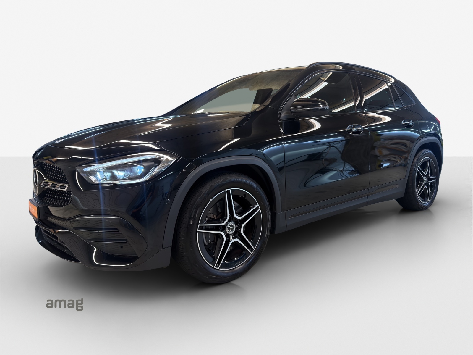 MERCEDES-BENZ GLA 250 4Matic AMG Line 8G-DCT-image-0