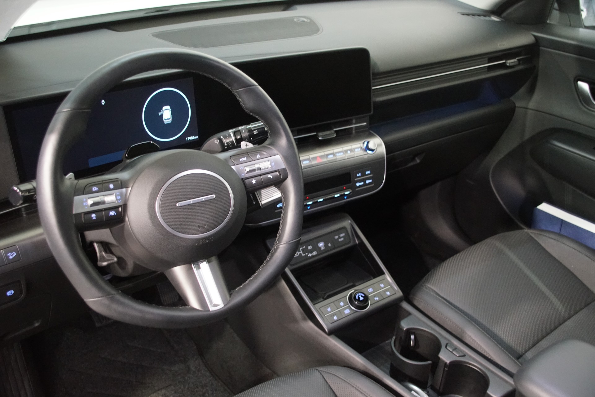 HYUNDAI Kona 1.6 T-GDi Vertex 4WD DCT **swiss** TwoTone-image-14