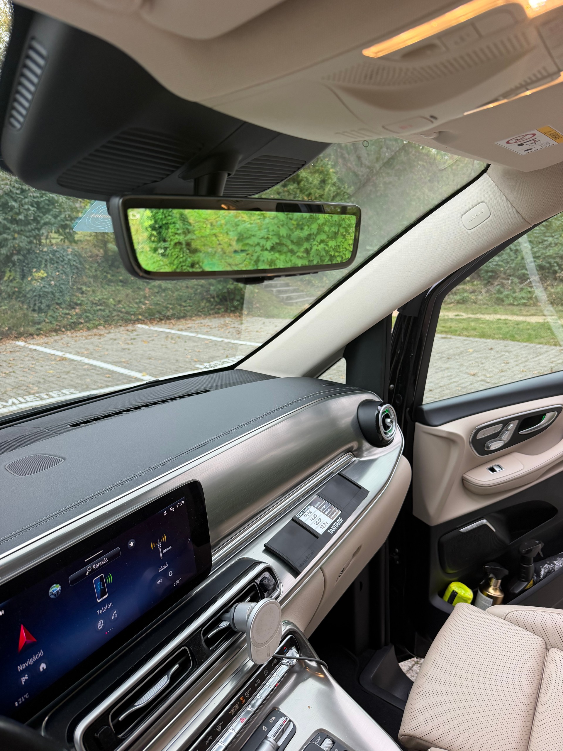 MERCEDES-BENZ V 300 d Exclusive Extralang-image-11