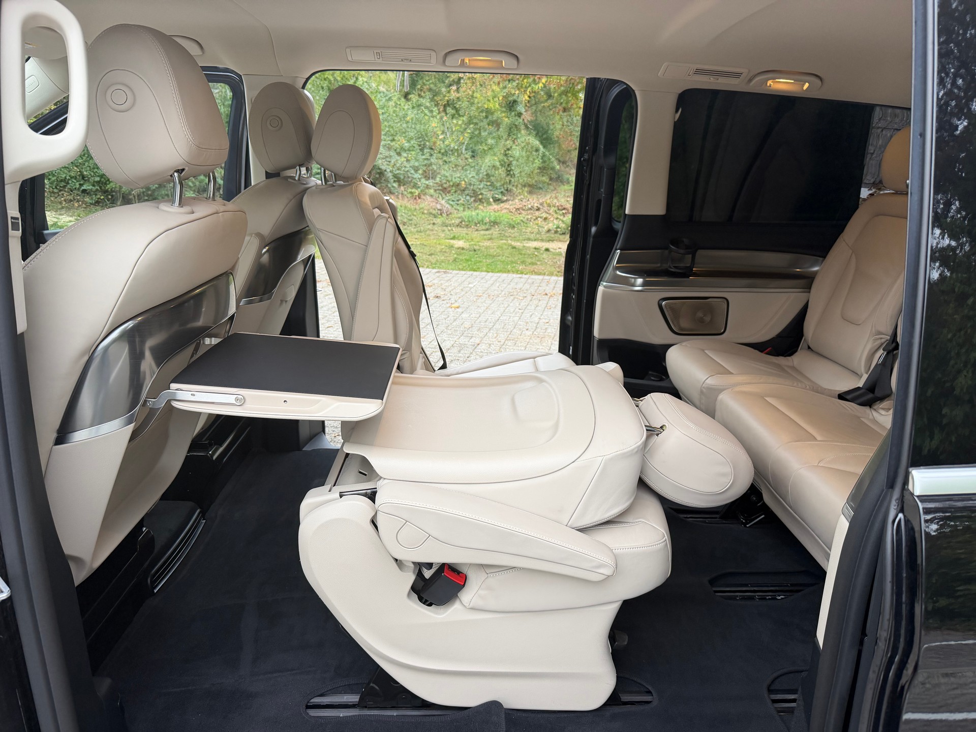 MERCEDES-BENZ V 300 d Exclusive Extralang-image-7