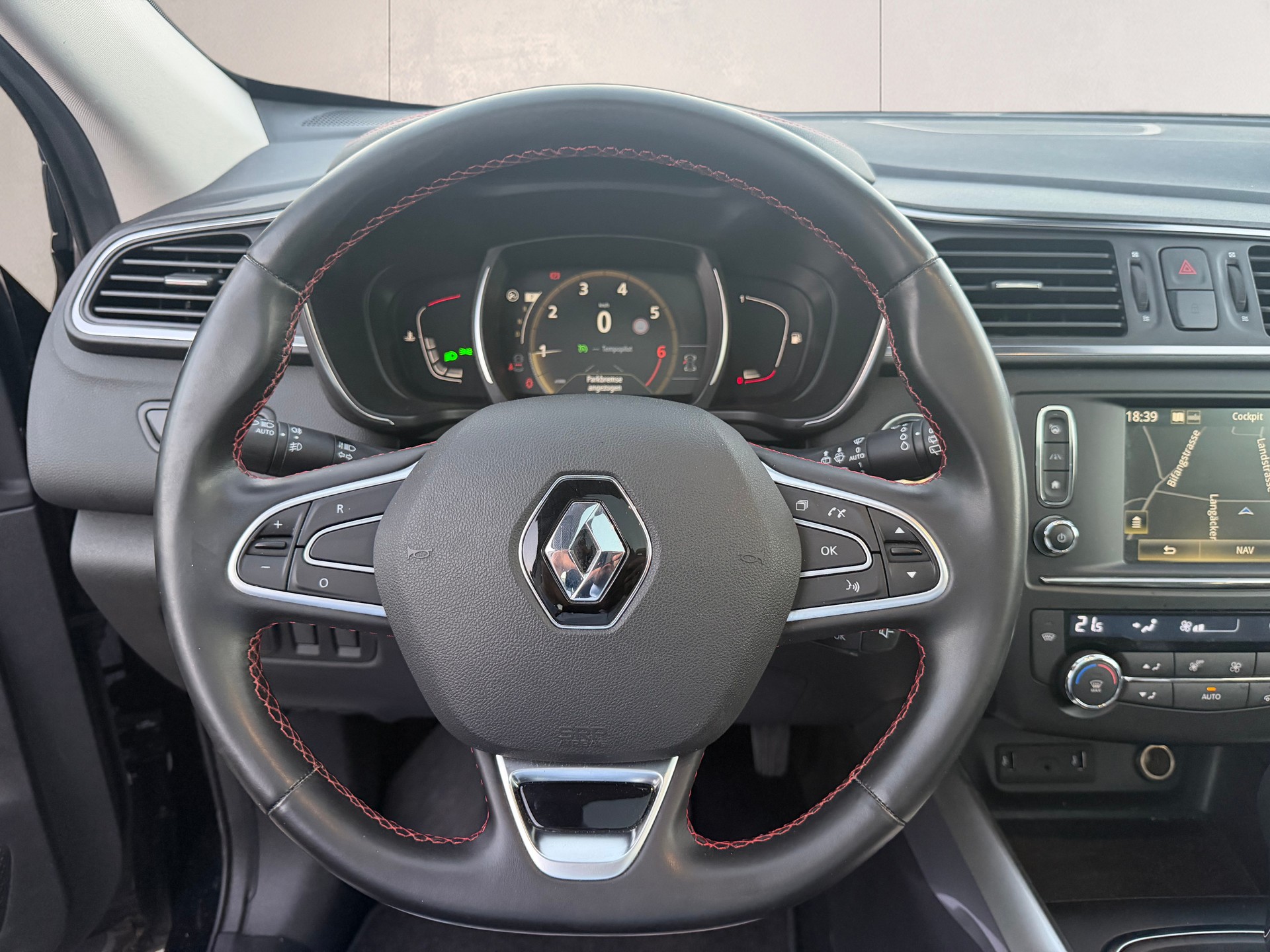 RENAULT Kadjar 1.2 16V Turbo Zen EDC Swiss Edition-image-11