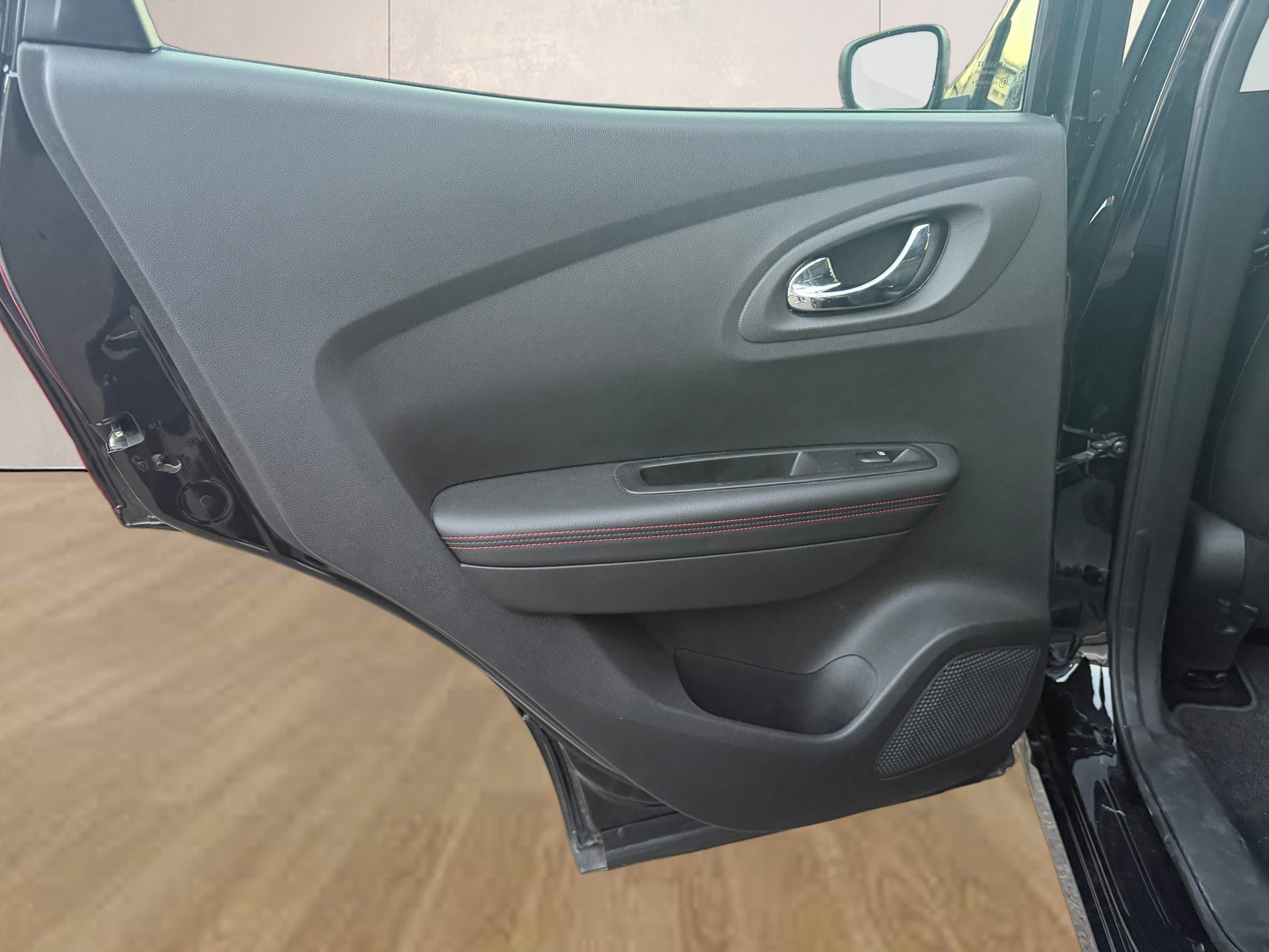 RENAULT Kadjar 1.2 16V Turbo Zen EDC Swiss Edition-image-22