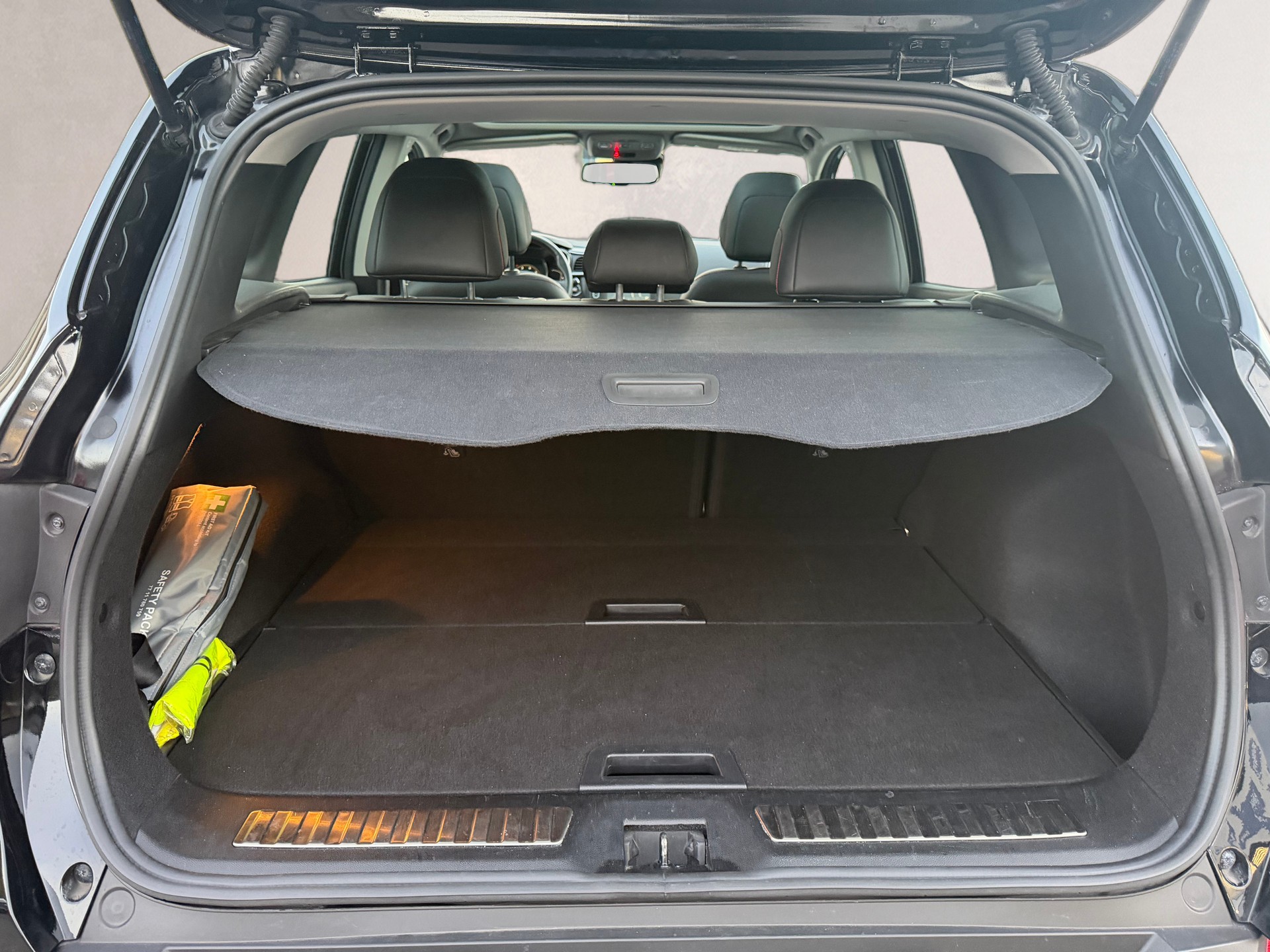 RENAULT Kadjar 1.2 16V Turbo Zen EDC Swiss Edition-image-9