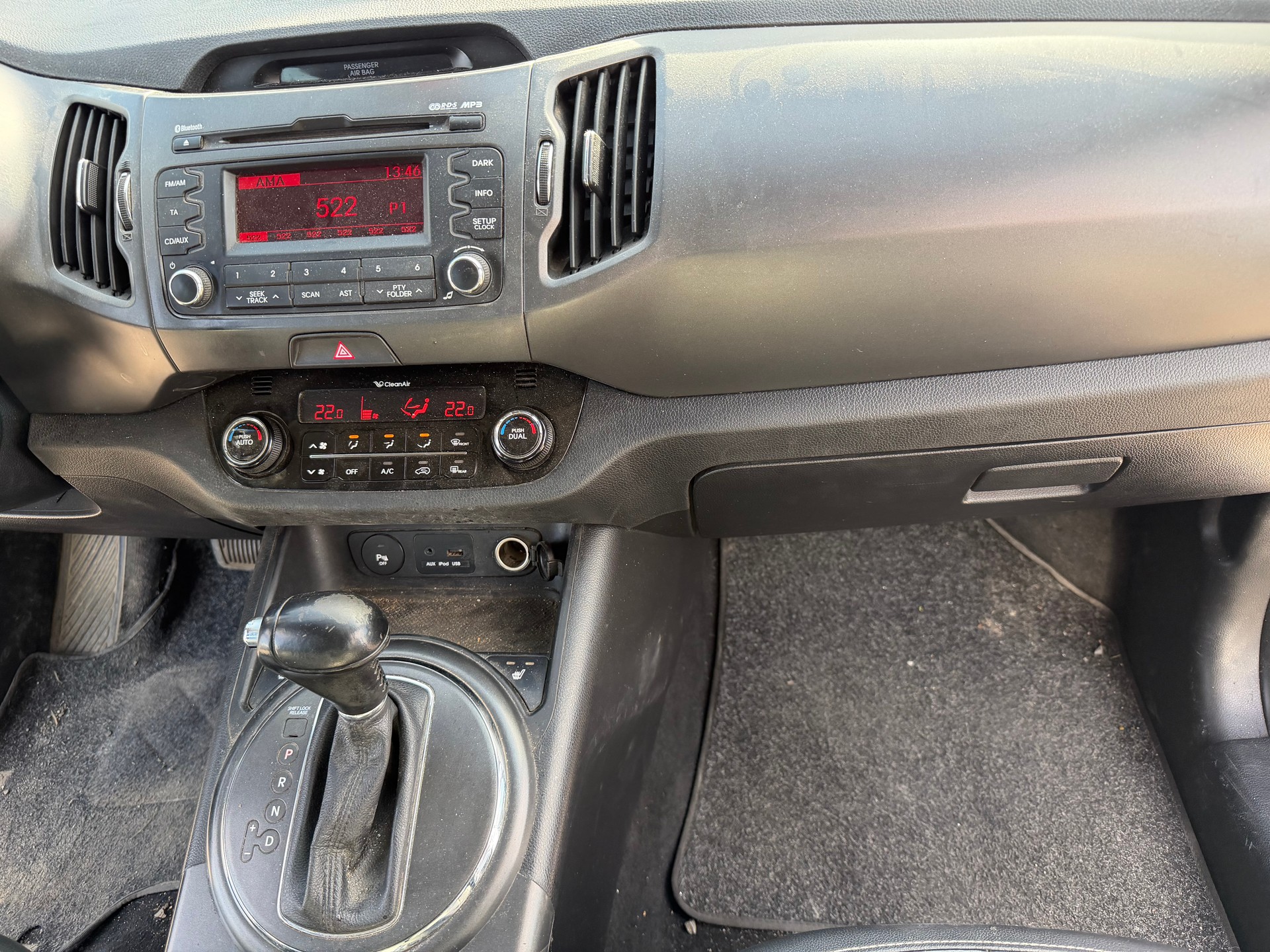 KIA Sportage 2.0 Style 4WD Automatic-image-7