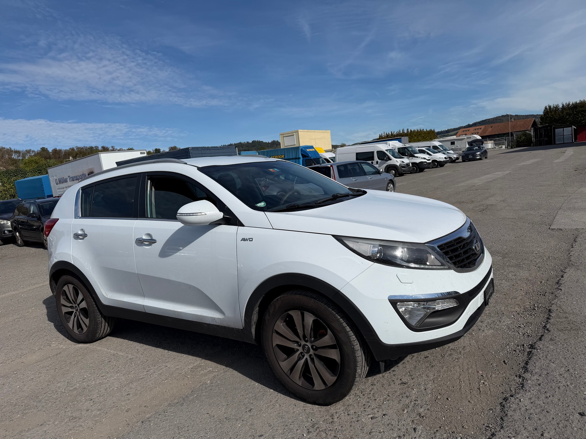 KIA Sportage 2.0 Style 4WD Automatic-image-2