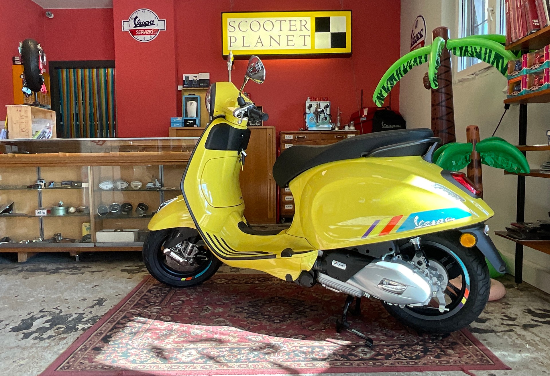 PIAGGIO Vespa 125 Primavera Sport-showroom-element-2