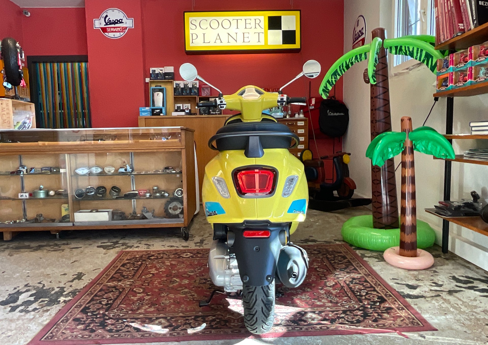 PIAGGIO Vespa 125 Primavera Sport-showroom-element-3