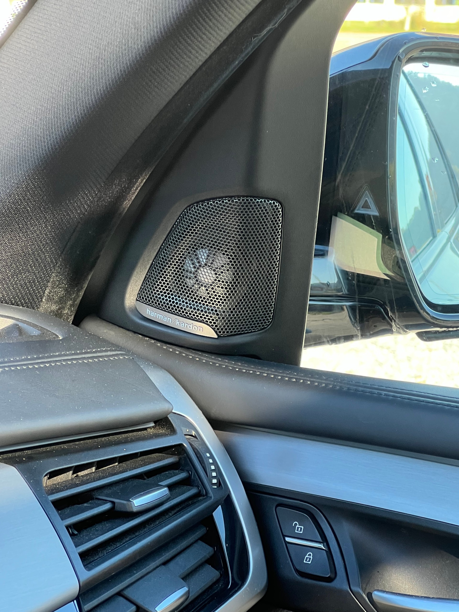 BMW X5 xDrive 50i Steptronic-image-3