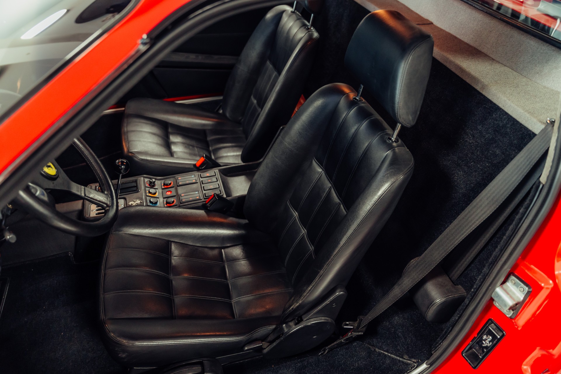FERRARI 328 GTB-image-21