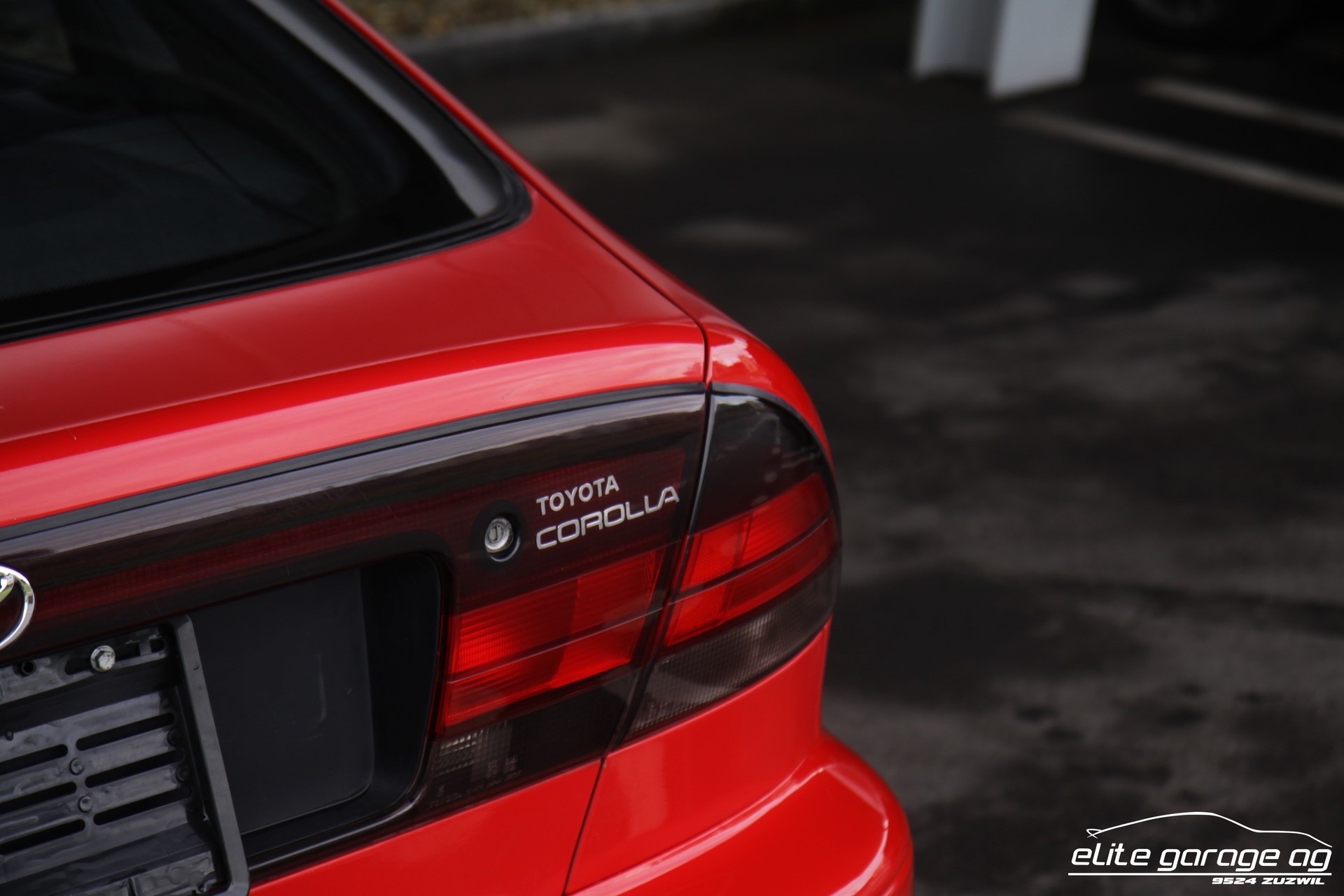TOYOTA Corolla 1.6 GLi Liftback-image-9