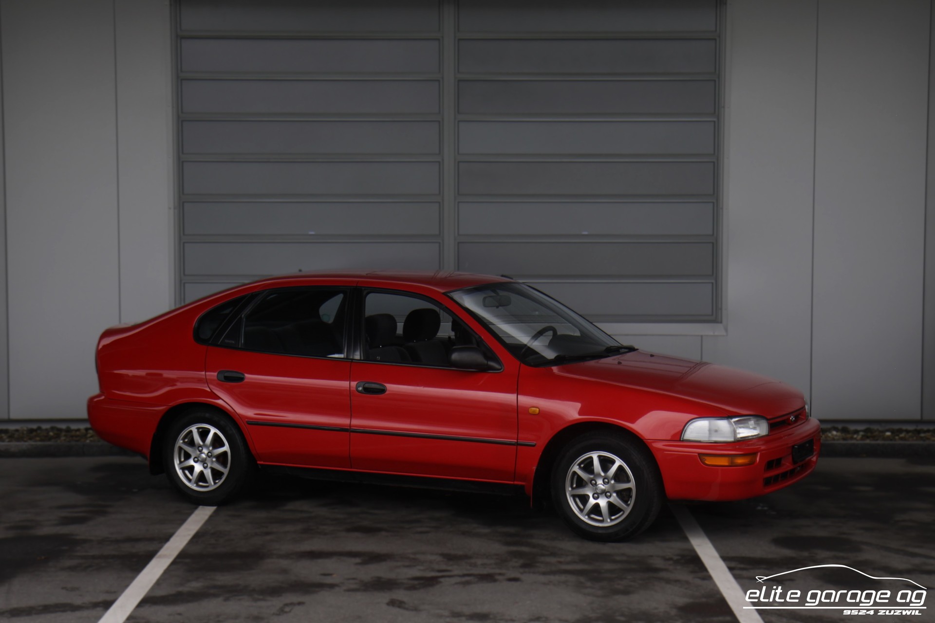 TOYOTA Corolla 1.6 GLi Liftback-image-5