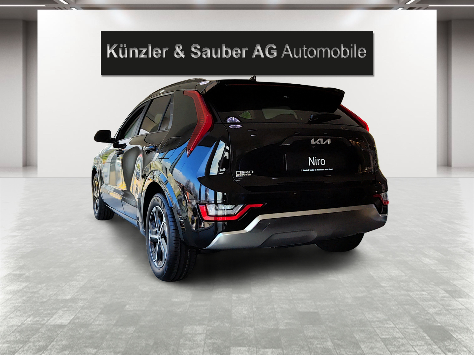 KIA Niro 1.6GDi Plug-in Hybrid Style DCT-image-16