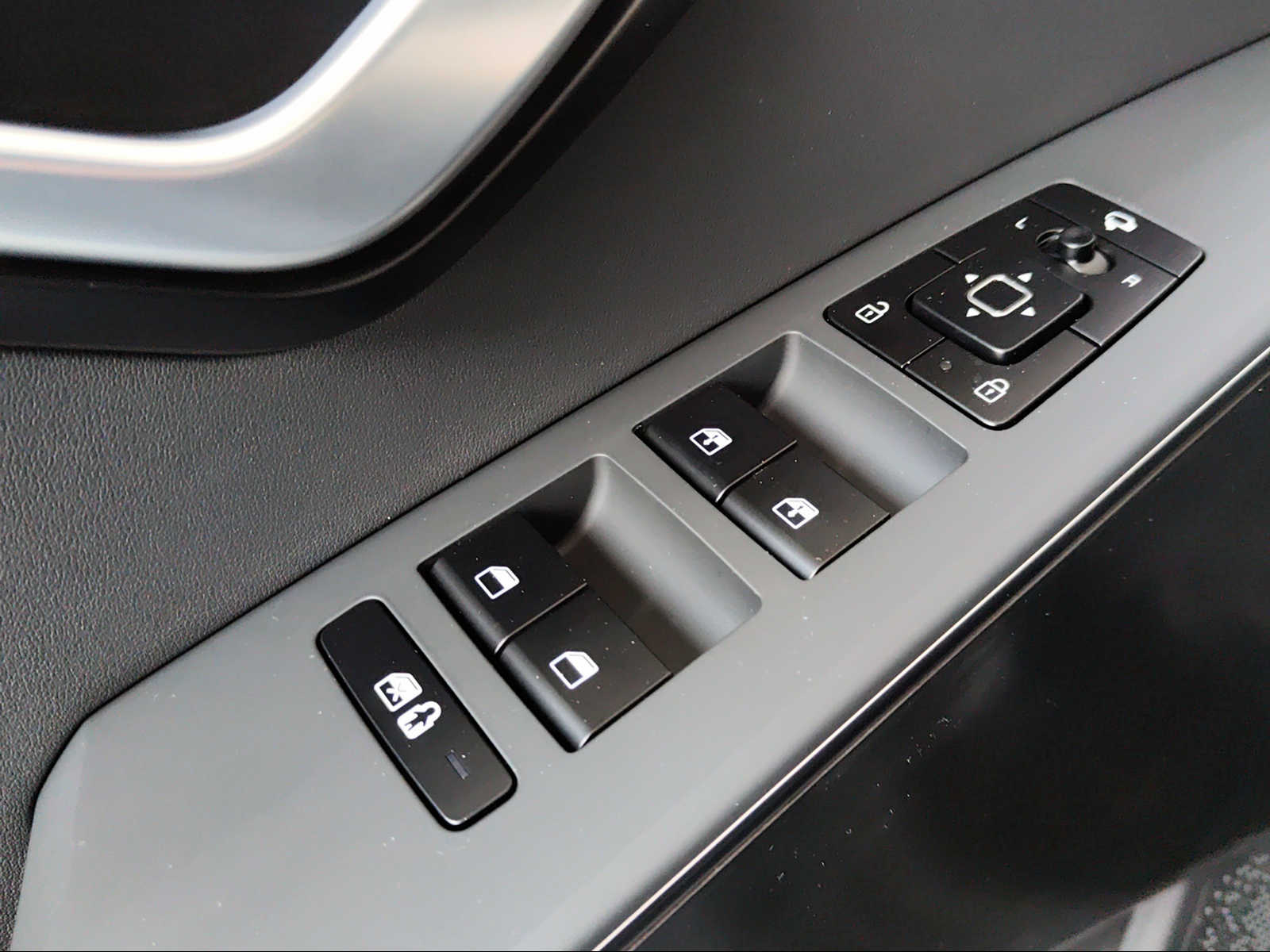 KIA Niro 1.6GDi Plug-in Hybrid Style DCT-image-14