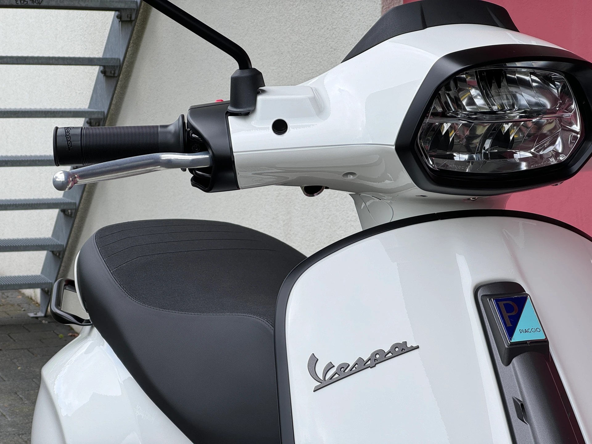 PIAGGIO Vespa 125 Sprint Sport-image-12