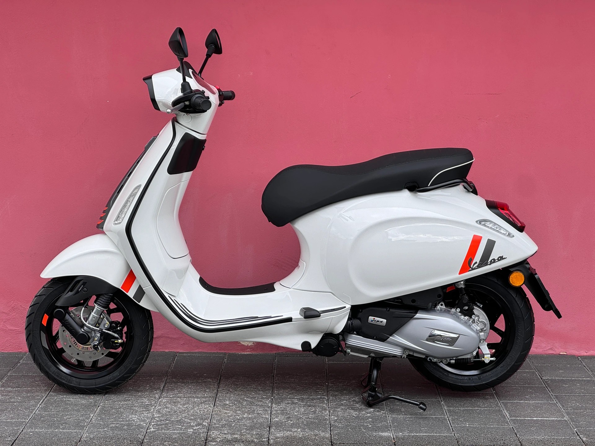 PIAGGIO Vespa 125 Sprint Sport-image-4