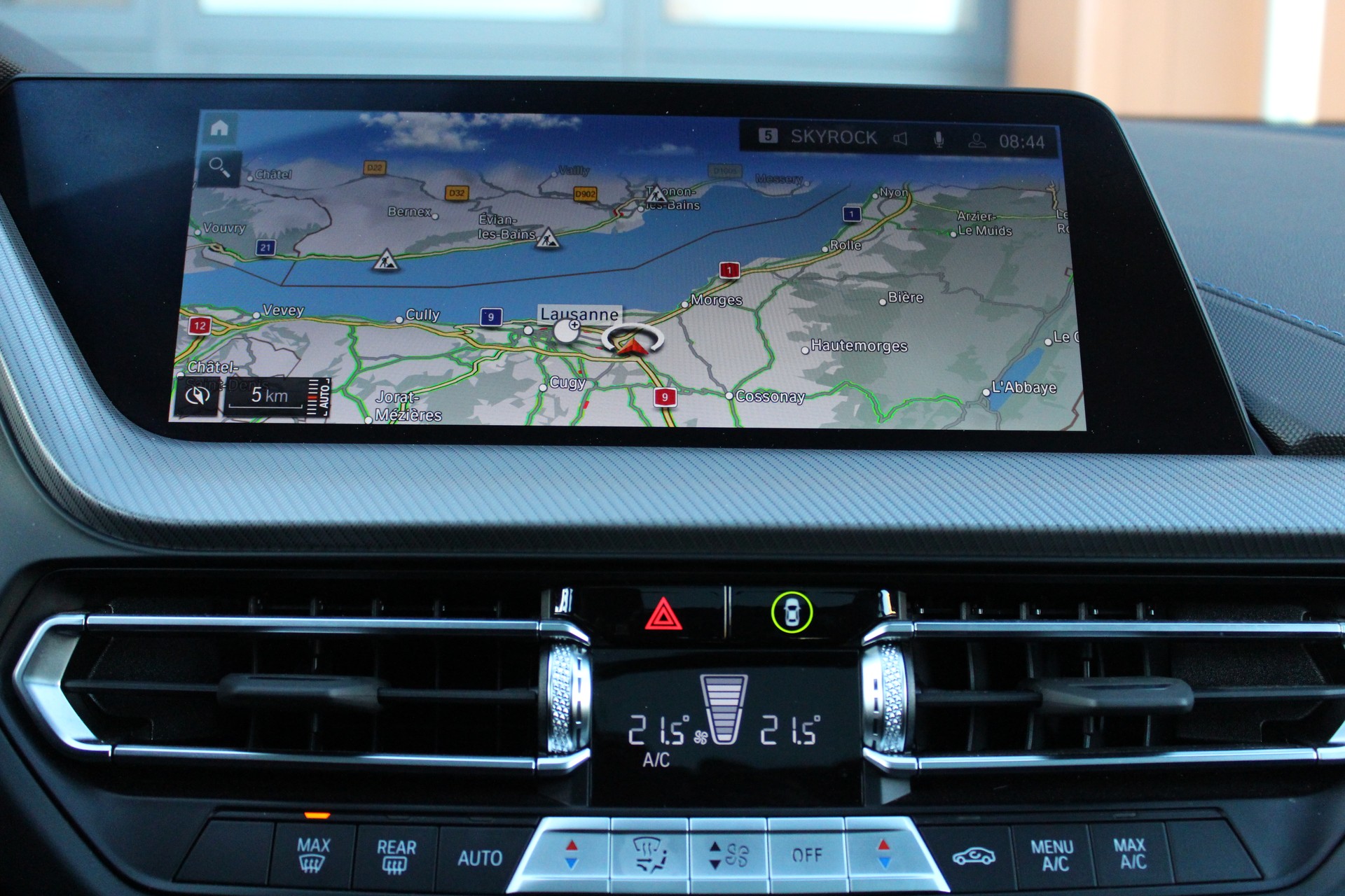 BMW 118i Pure M Sport Steptronic - "Jantes 19' * Toit Ouvrant * Harman & Kardon * Head-Up Display"-image-15