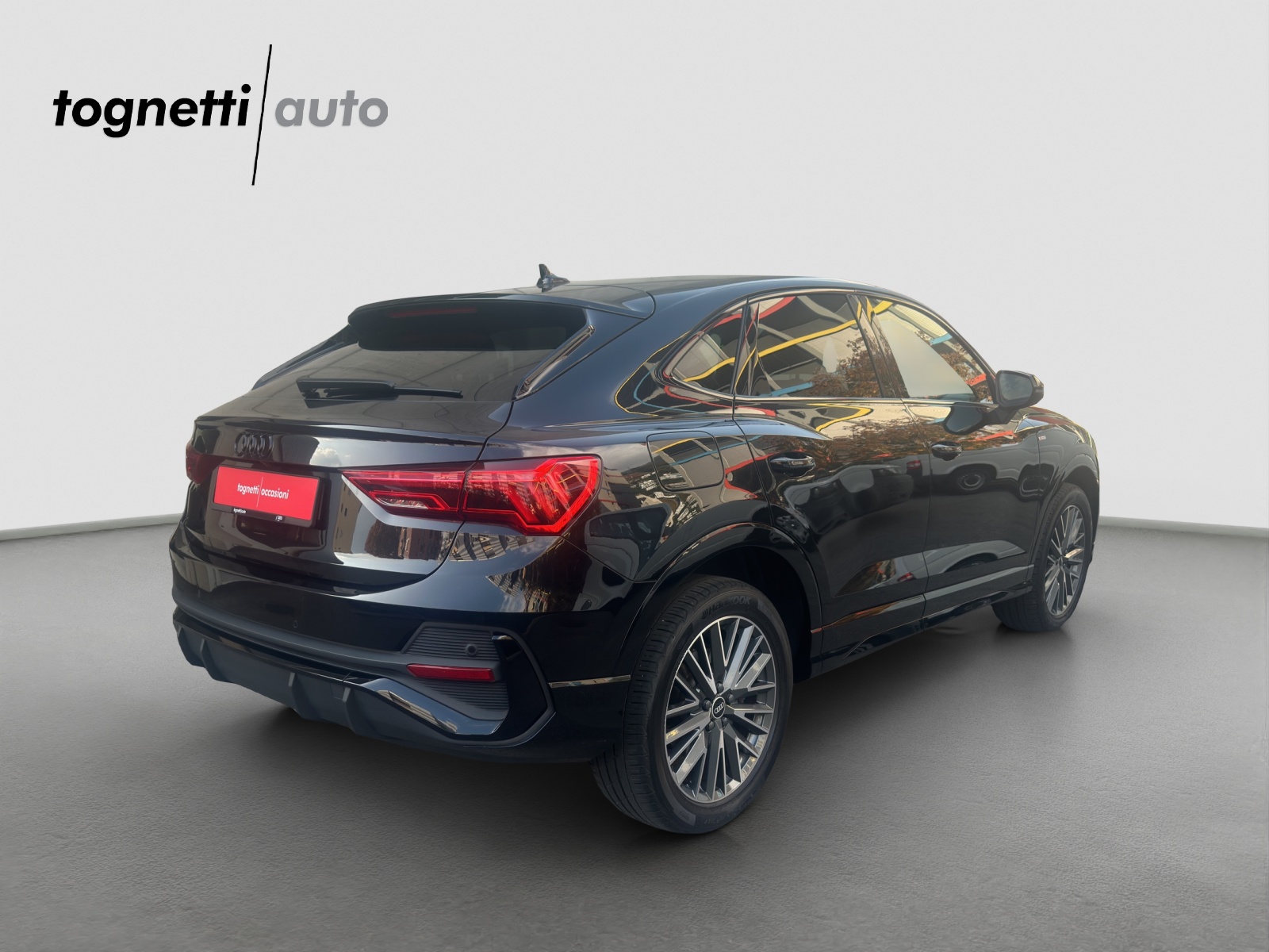 AUDI Q3 Sportback 45 TFSI e S line S-tronic-image-3