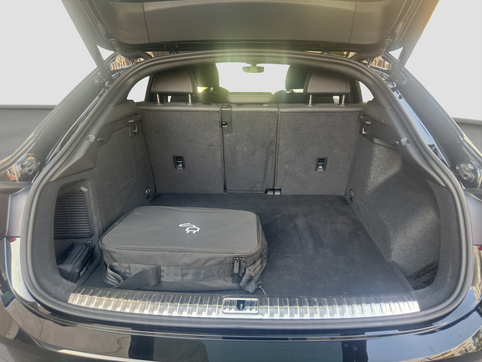 AUDI Q3 Sportback 45 TFSI e S line S-tronic-image-9
