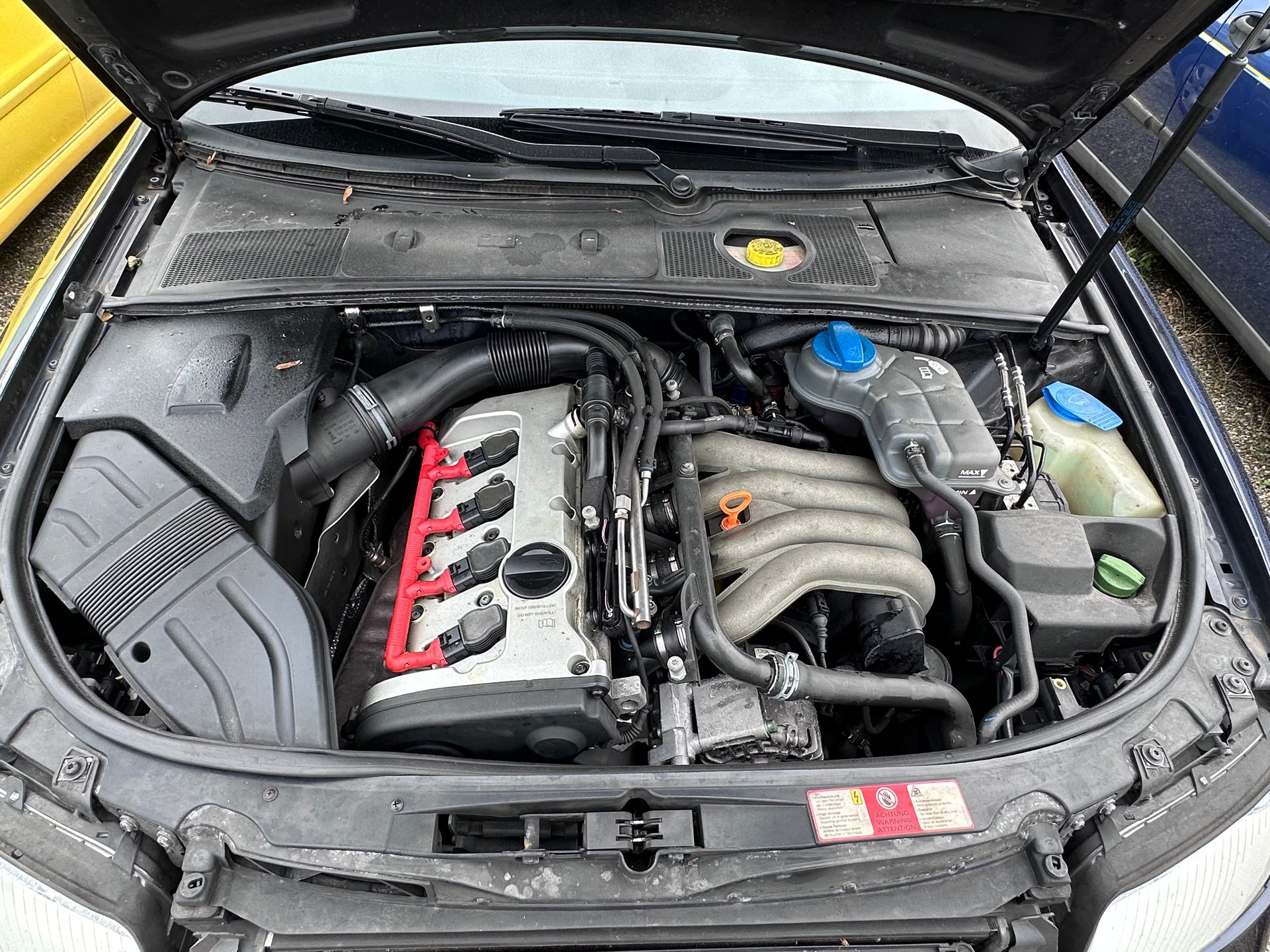 AUDI A4 Avant 2.0-image-14