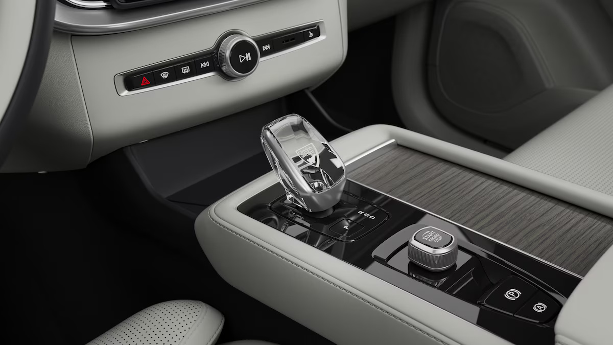 VOLVO XC90 2.0 T8 TE Ultra XCLUSIVE Dark eAWD-image-11