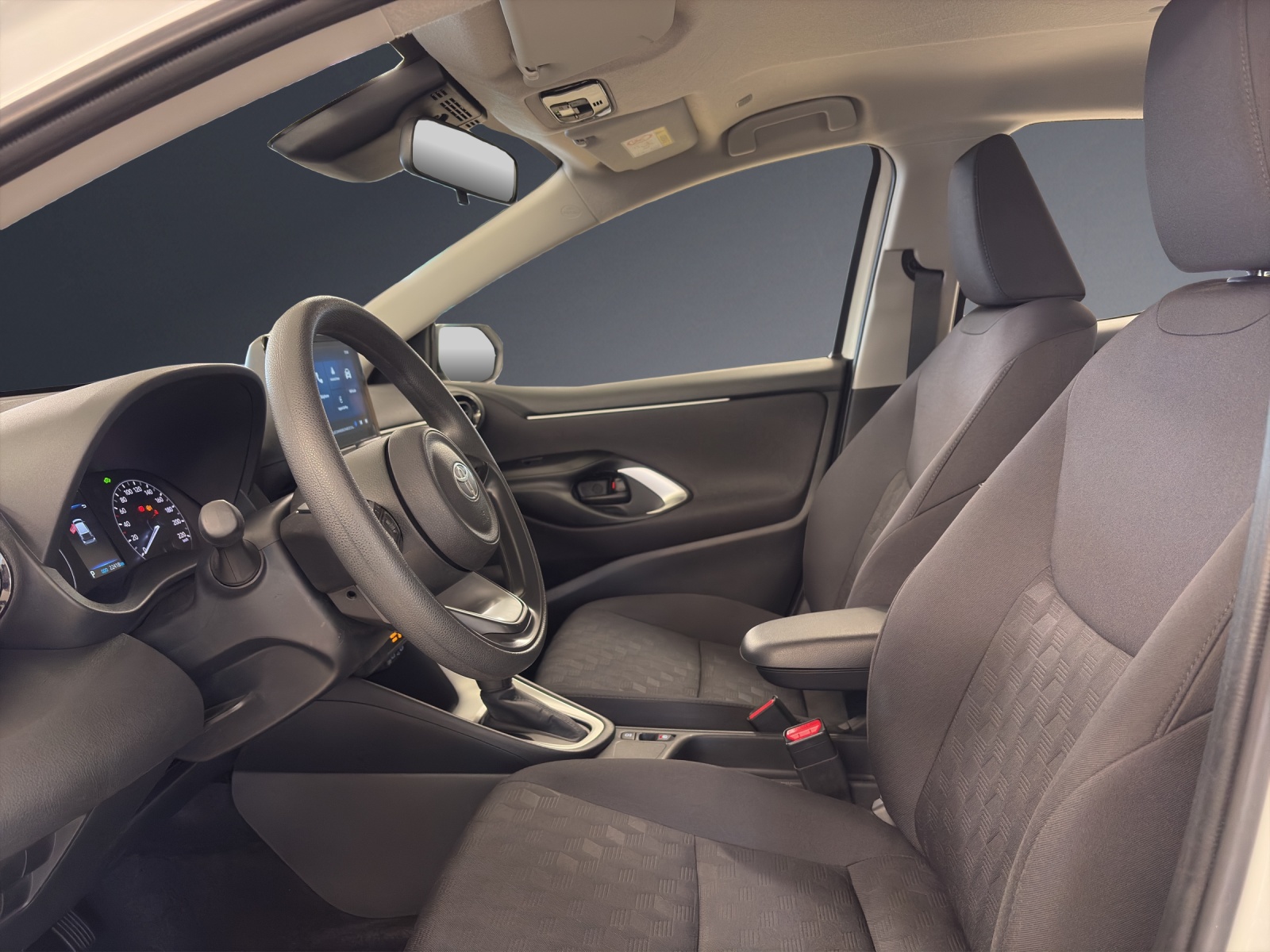 TOYOTA Yaris 1.5 Comfort e-CVT-image-14