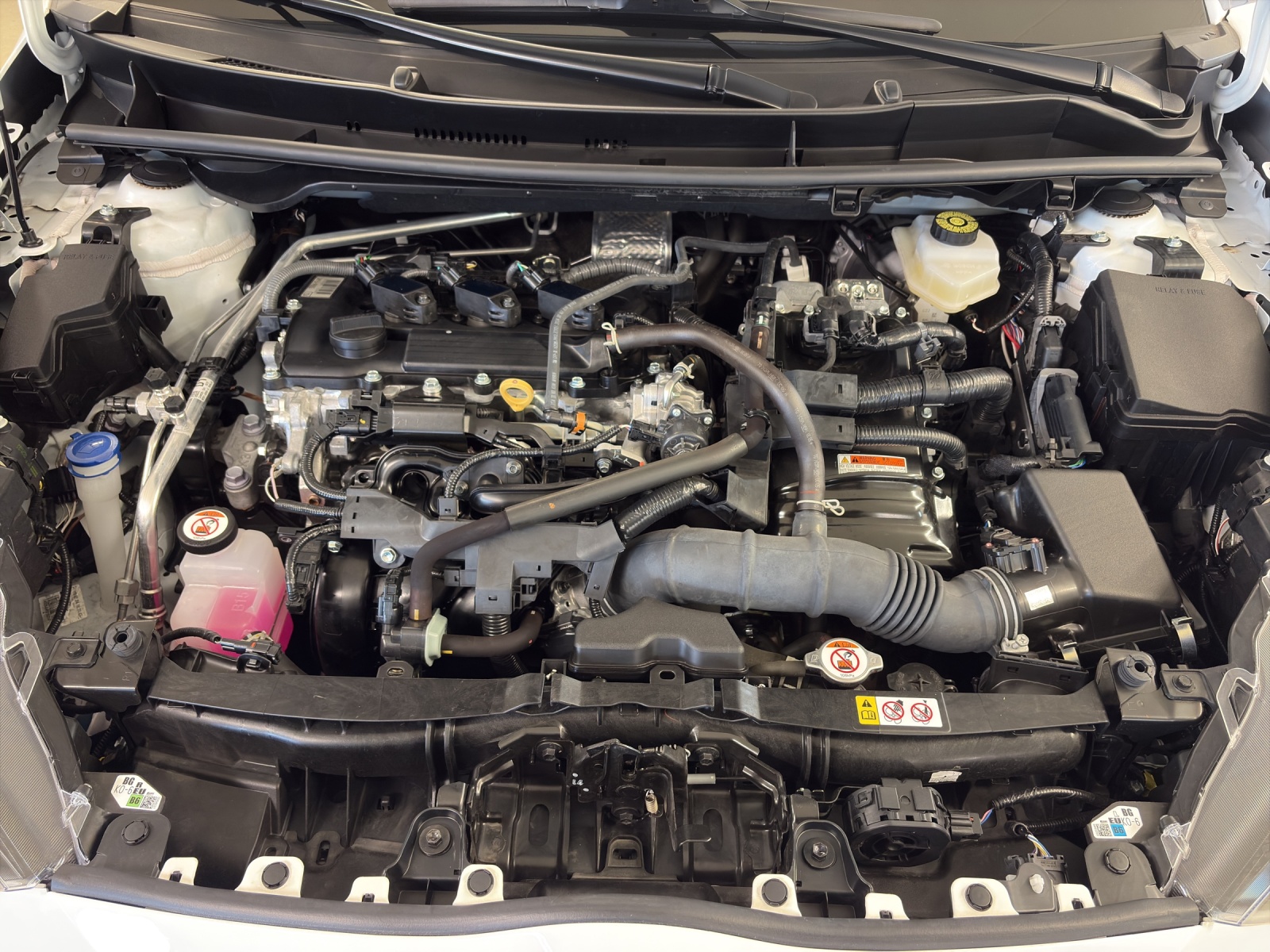 TOYOTA Yaris 1.5 Comfort e-CVT-image-11