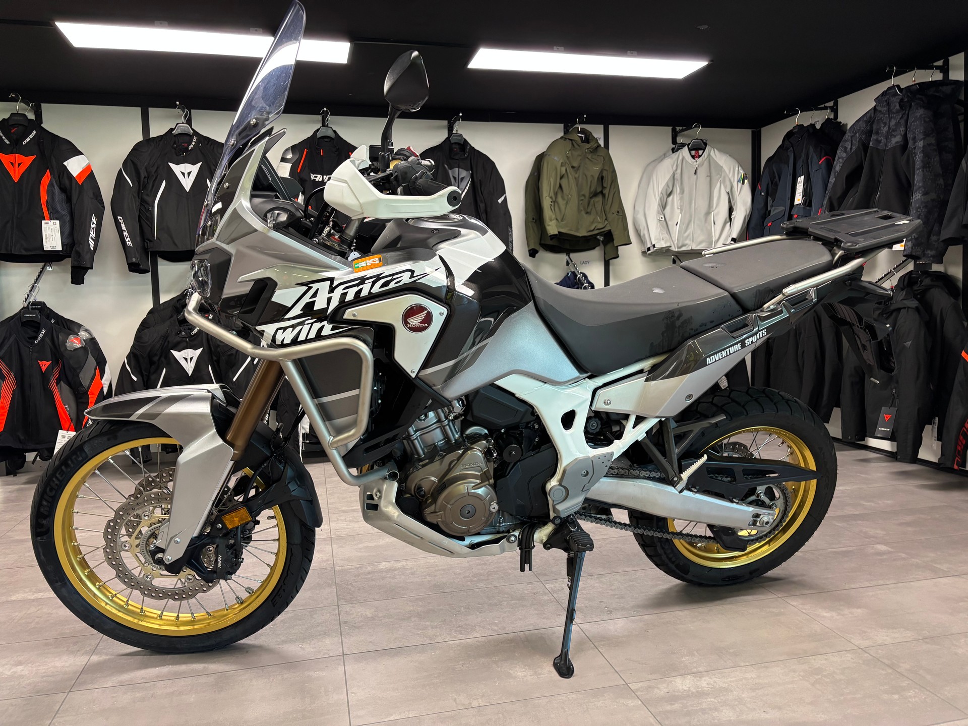 HONDA CRF 1000AD DTC Adventure Africa Twin-image-1