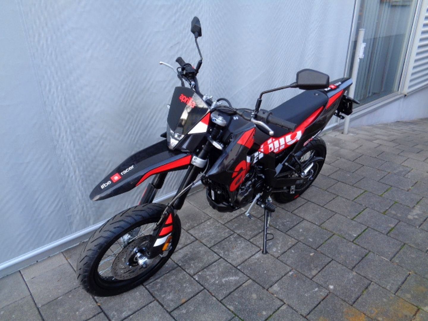 APRILIA SX 125 ABS E5-showroom-element-1