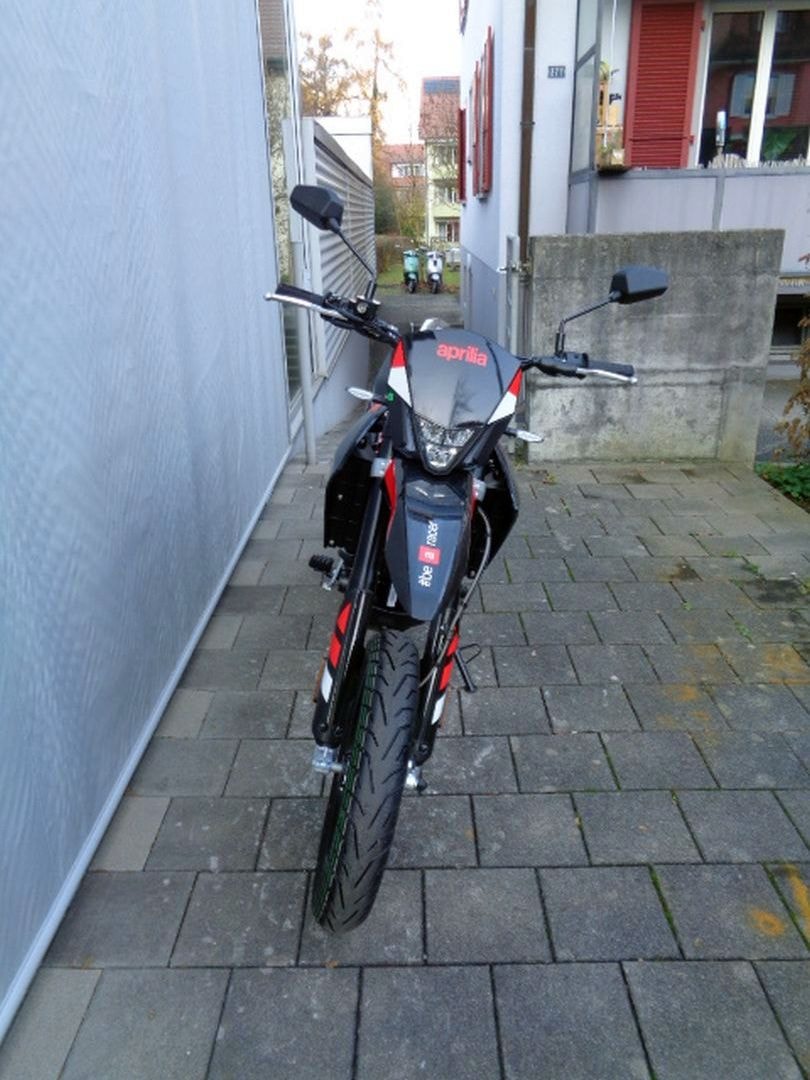 APRILIA SX 125 ABS E5-showroom-element-2