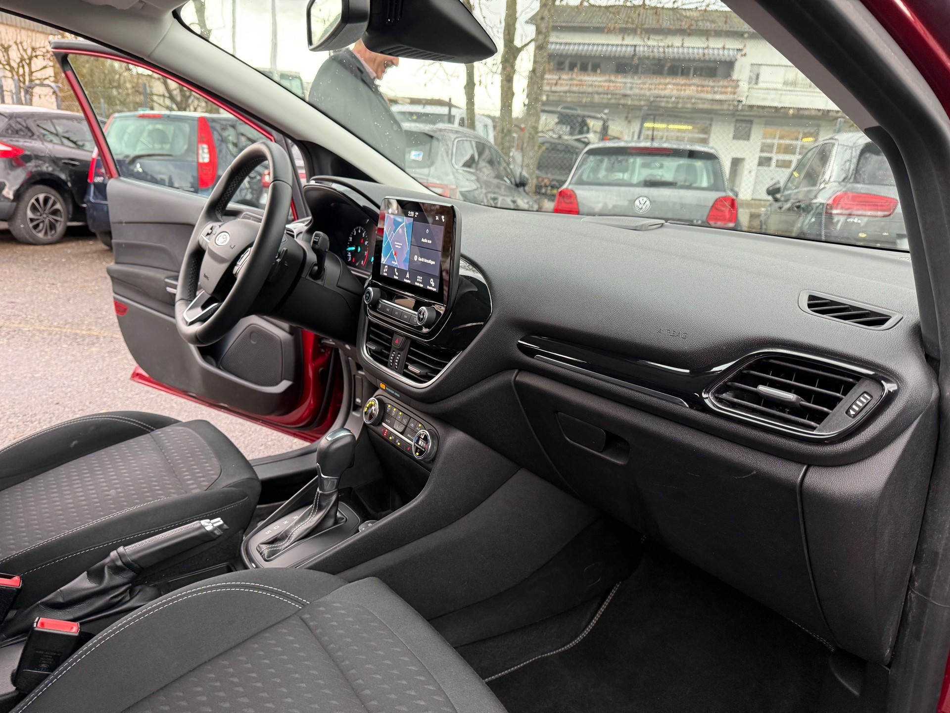 FORD Fiesta 1.0 SCTi Titanium Automat-image-11