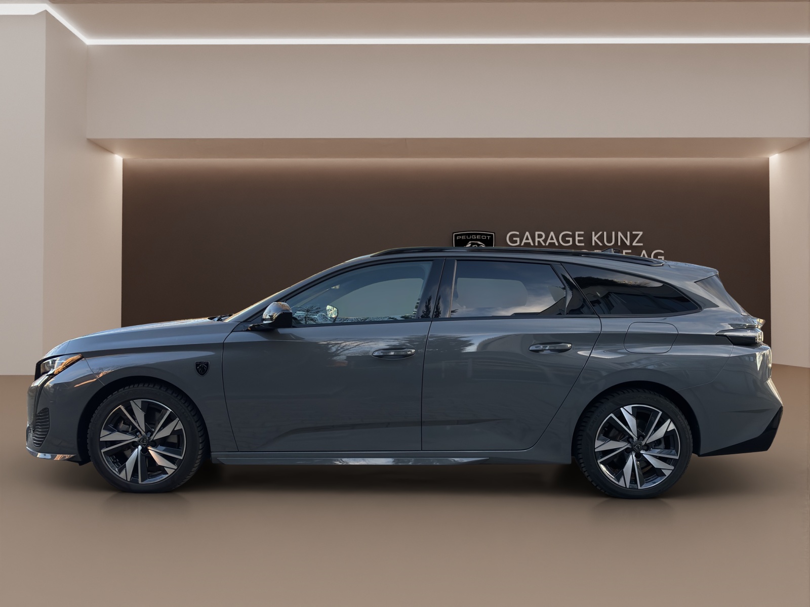 PEUGEOT 308 SW 1.6 PHEV 225 GT-showroom-element-1