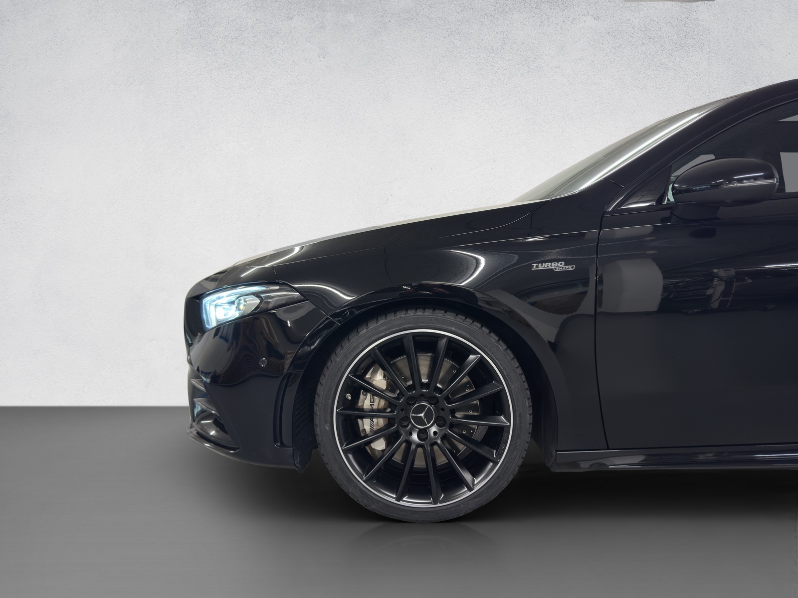 MERCEDES-BENZ A 35 AMG 4Matic-image-7