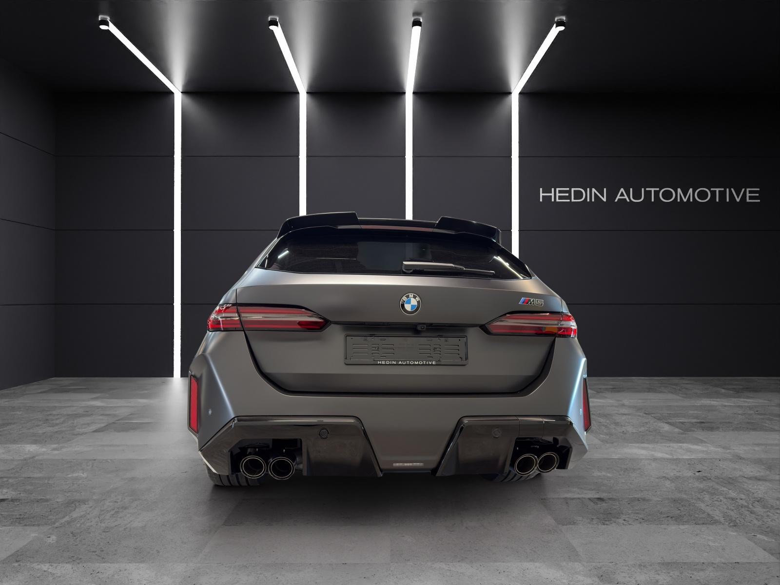 BMW M5 xDrive Touring-image-4