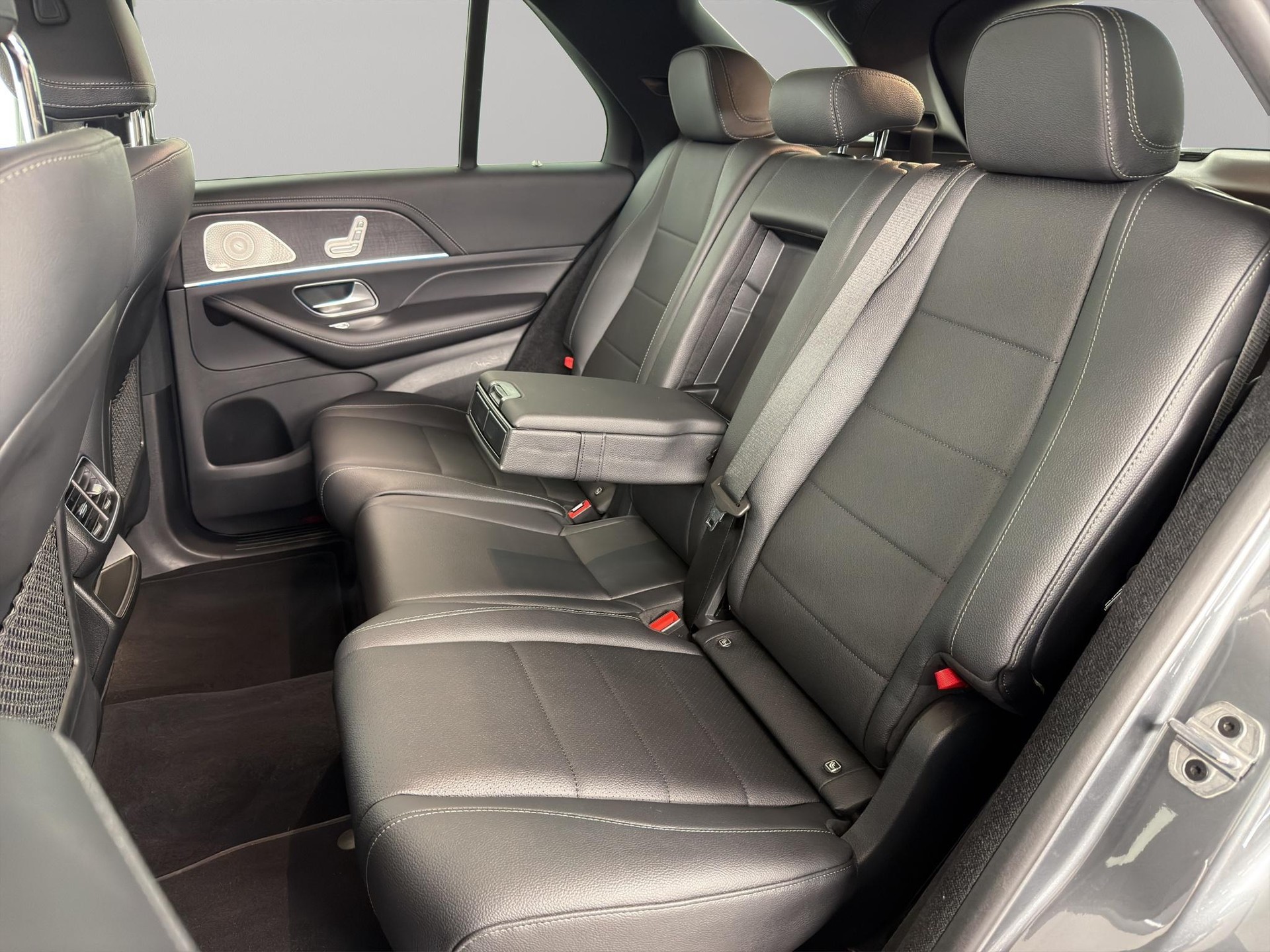 MERCEDES-BENZ GLE 400 d 4matic-image-7