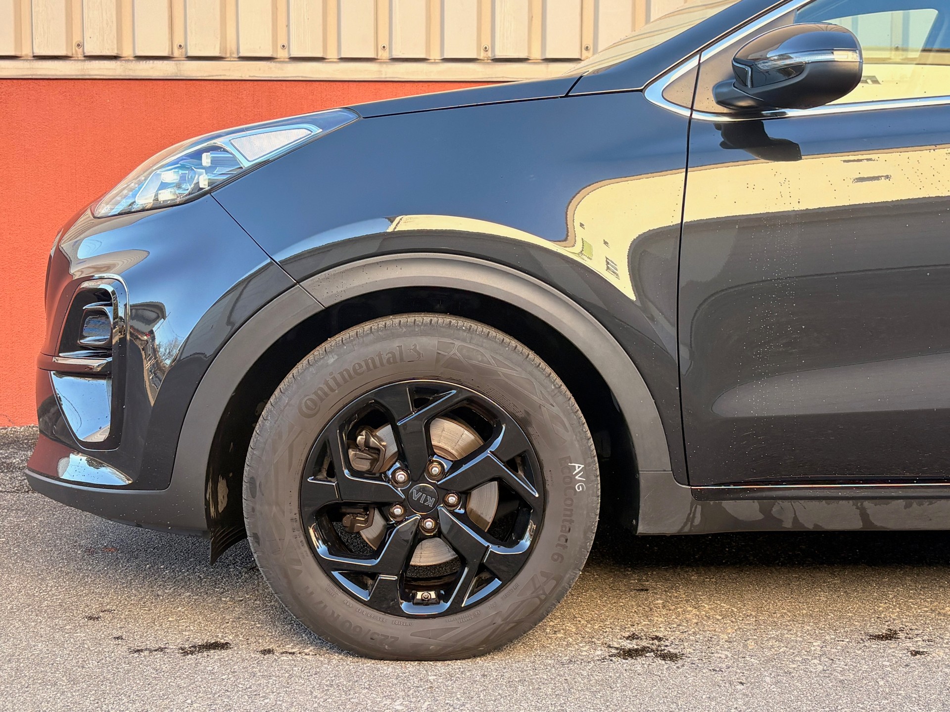 KIA Sportage 1.6 T-GDi Black Edition 4WD Automat-image-3