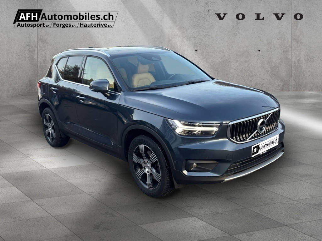 VOLVO XC40 D4 AWD Inscription-image-6