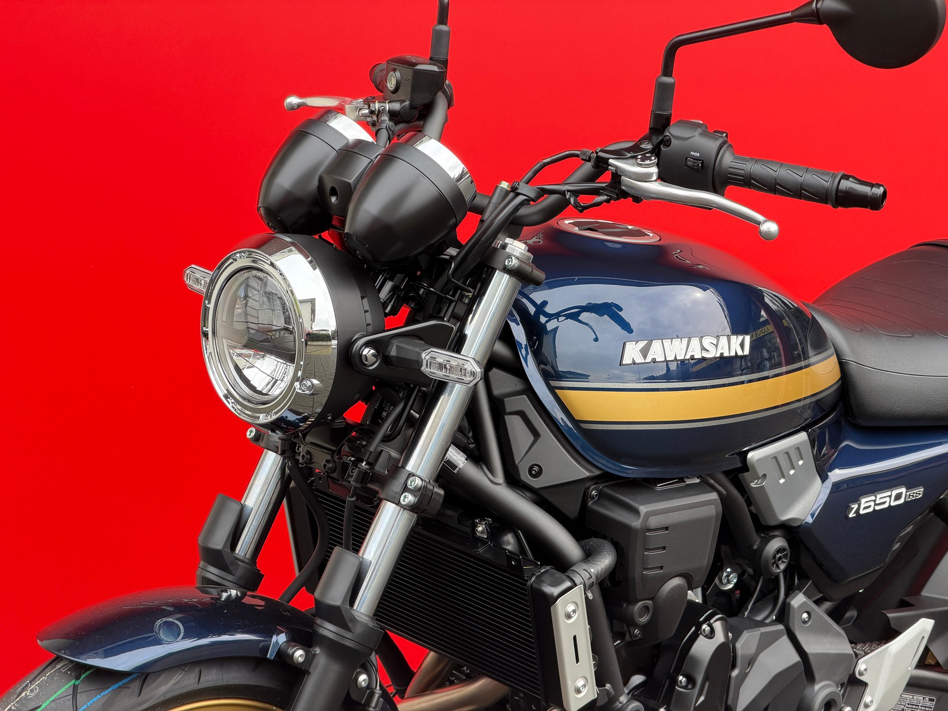 KAWASAKI Z 650 RS-image-11