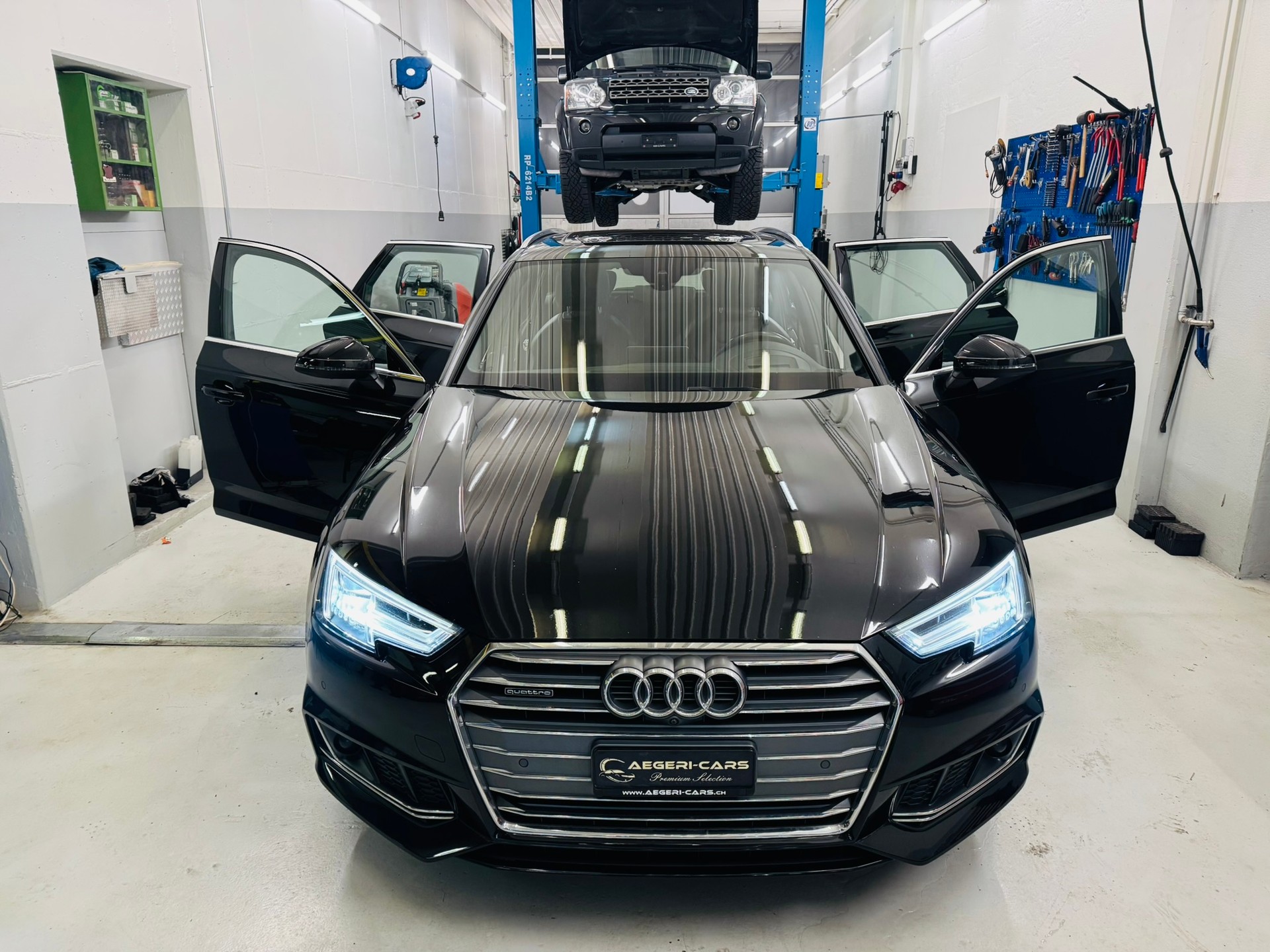 AUDI A4 Avant 3.0 TDI Sport quattro tiptronic-image-6