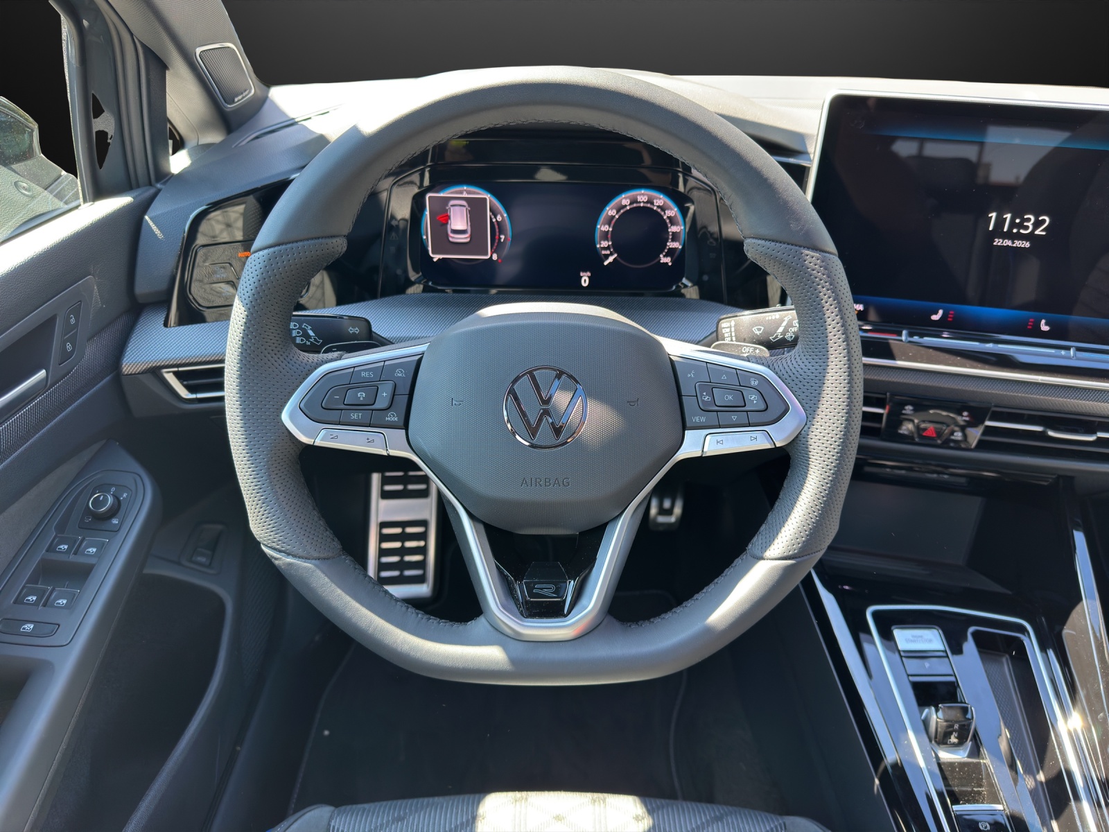 VW Golf Variant 2.0 TSI R-Line DSG 4 Motion-image-10